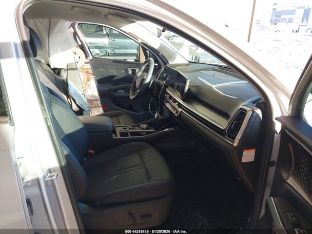 2025 KIA SORENTO HYBRID KNDRHDJG7S5350069 Photo 4
