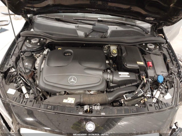 WDCTG4GB8GJ197909 Mercedes-Benz Gla 250 4matic