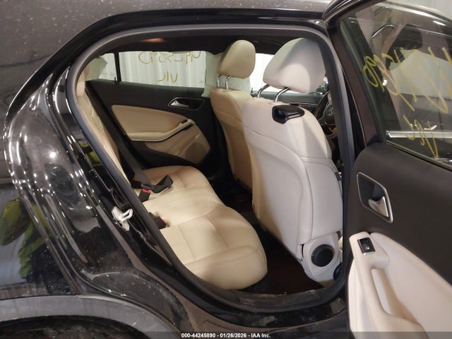 WDCTG4GB8GJ197909 Mercedes-Benz Gla 250 4matic