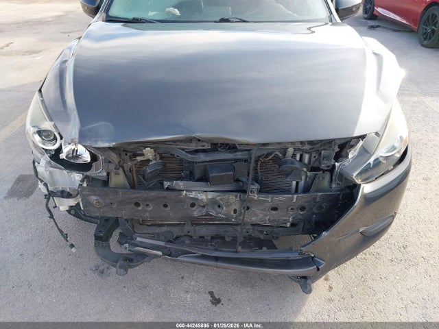 44245895 :رقم المزاد ، 3MZBN1U7XHM119008 vin ، 2017 Mazda Mazda3 Sport مزاد بيع