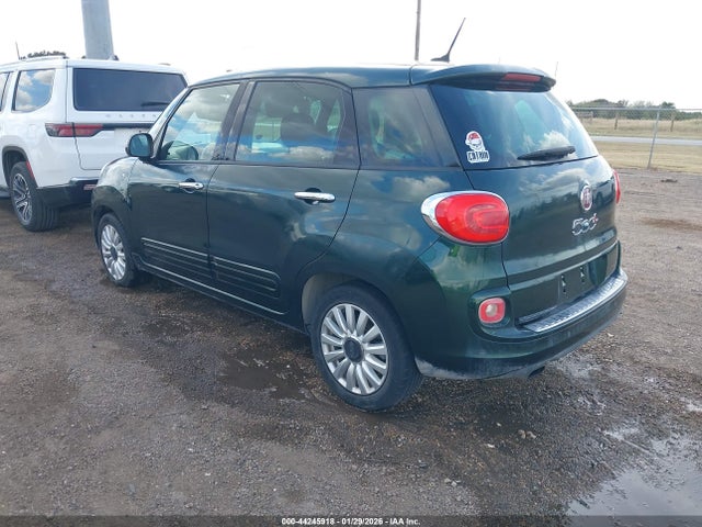 2014 FIAT 500L ZFBCFABH6EZ003625 Photo 2