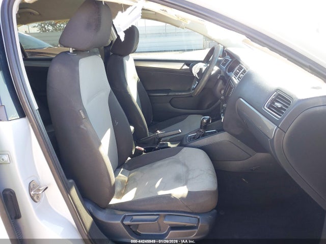 Продажа на аукционе авто 2017 Volkswagen Jetta 1.4t S, vin: 3VW2B7AJ7HM349343, номер лота: 44245949