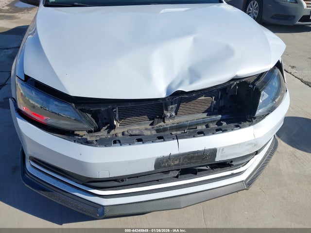 Продажа на аукционе авто 2017 Volkswagen Jetta 1.4t S, vin: 3VW2B7AJ7HM349343, номер лота: 44245949
