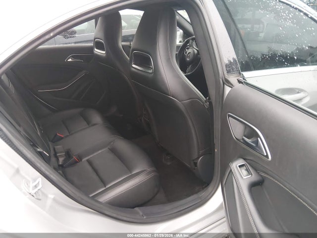 Mercedes-Benz CLA 250 2018 WDDSJ4EB8JN540908 Image 18