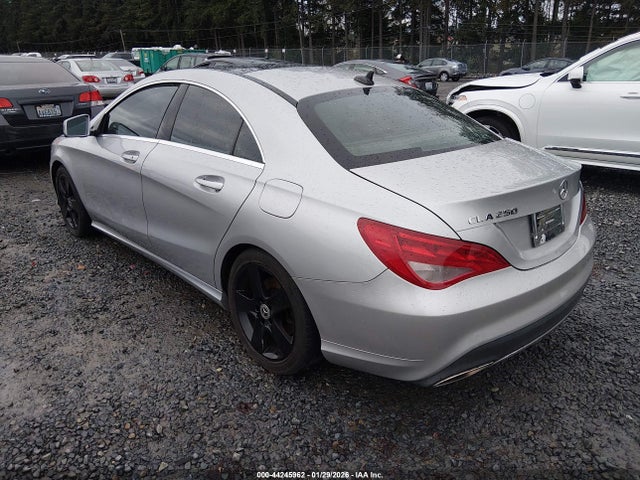 Mercedes-Benz CLA 250 2018 WDDSJ4EB8JN540908 Image 3