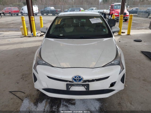 JTDKBRFU3G3011388 Toyota Prius Two
