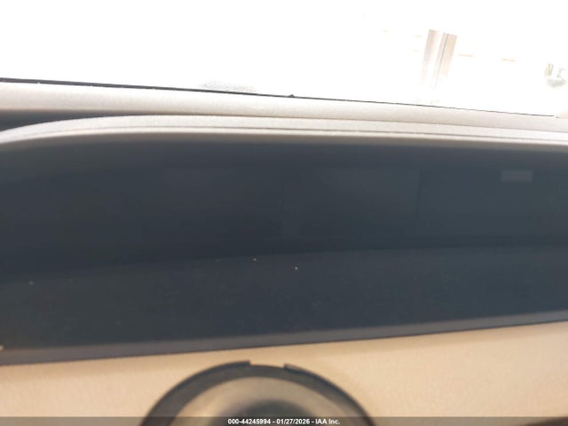 JTDKBRFU3G3011388 Toyota Prius Two
