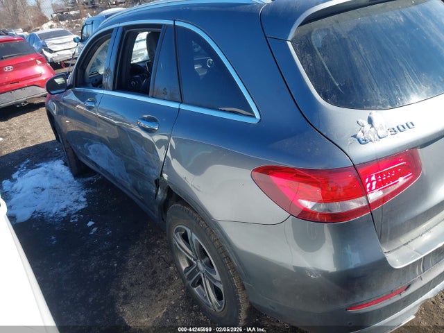 2016 Mercedes-benz Glc 300 4matic მანქანა იყიდება აუქციონზე, vin: WDC0G4KB6GF074462, აუქციონის ნომერი: 44245999