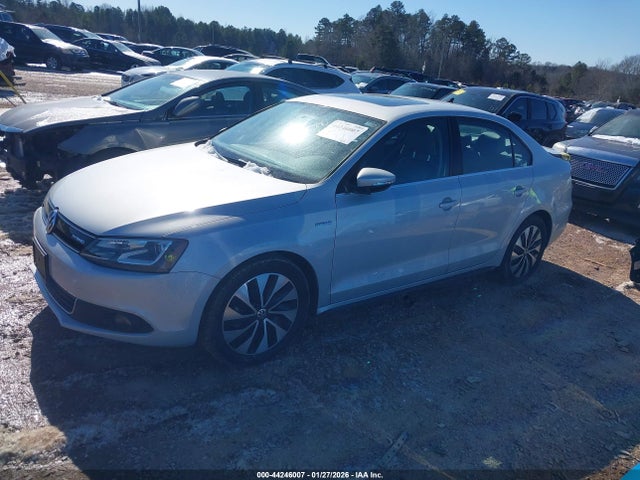 2013 Volkswagen Jetta Hybrid Sel Premium მანქანა იყიდება აუქციონზე, vin: 3VW637AJ9DM231108, აუქციონის ნომერი: 44246007