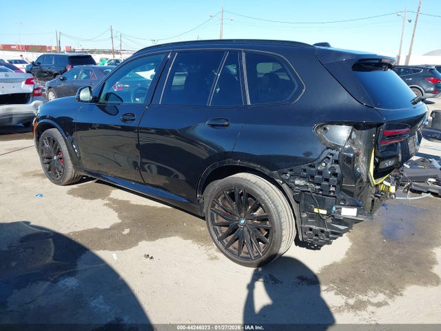 2025 BMW X5 5UX23EU08S9W37531 Photo 2