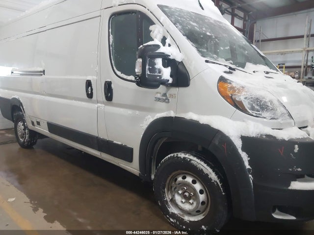 44246025 :رقم المزاد ، 3C6MRVJGXNE109359 vin ، 2022 Ram Promaster 3500 Cargo Van High Roof 159 Wb Ext مزاد بيع