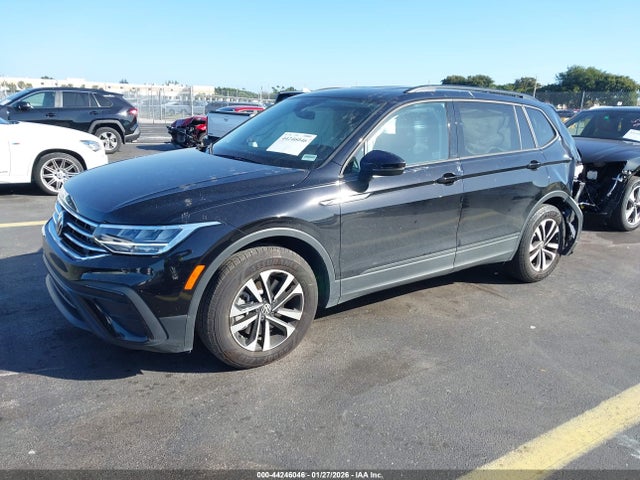 2024 VOLKSWAGEN TIGUAN 3VVRB7AX0RM232910 Photo 1