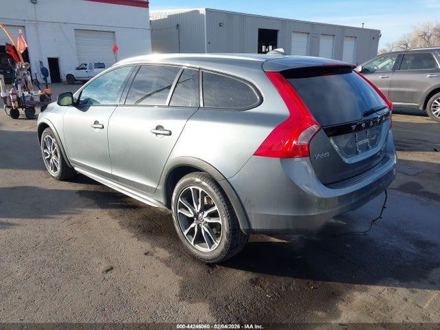 YV440MWKXH1040235 Volvo V60 Cross Country T5