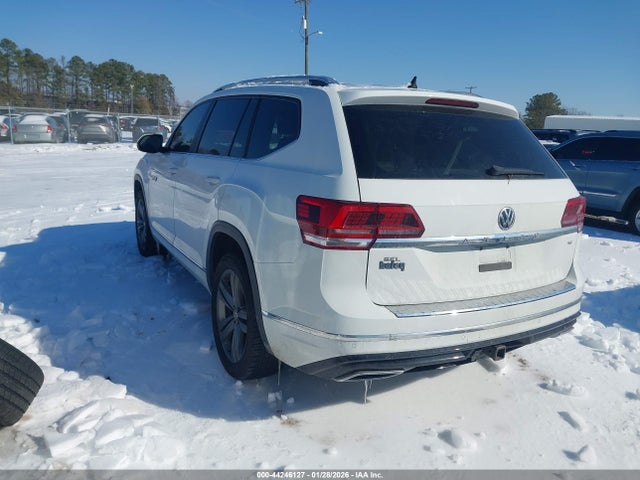 2019 VOLKSWAGEN ATLAS 1V2SR2CA3KC591858 Photo 2