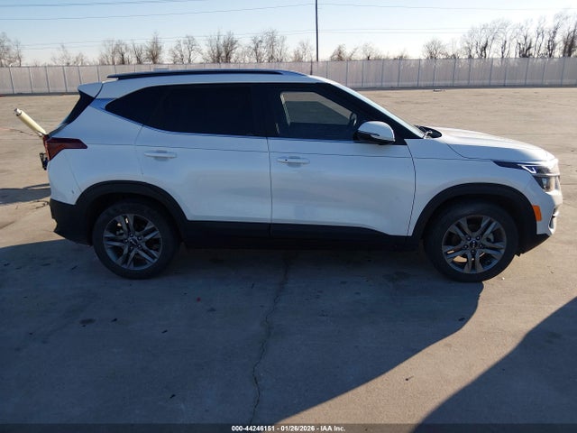 KIA SELTOS S 2023 KNDEU2AA4P7448322 Image 13