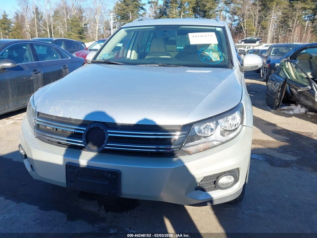 WVGBV7AX6FW502687 Volkswagen TIGUAN SE