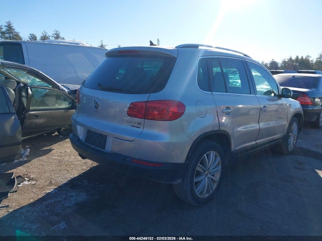 WVGBV7AX6FW502687 Volkswagen TIGUAN SE