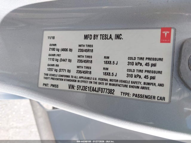 2018 TESLA MODEL 3 5YJ3E1EA4JF077382 Photo 8