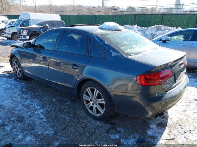 2010 AUDI A4 WAUBFAFL3AN035762 Photo 2