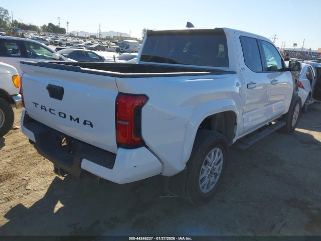 3TMKB5FN7SM038246 Toyota Tacoma Sr5