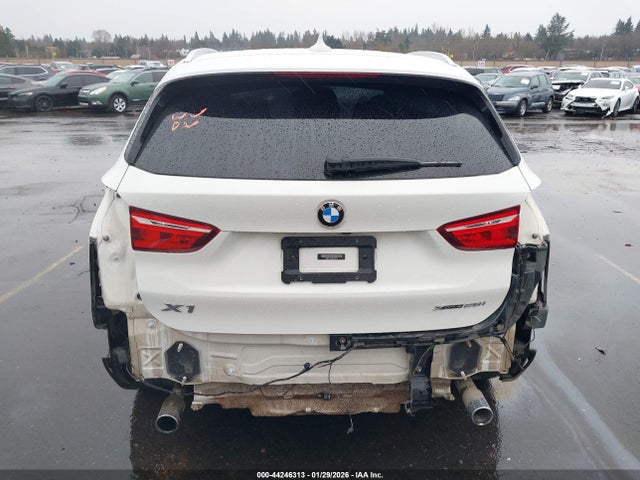 2019 BMW X1 WBXHT3C59K5L35673 Photo 5