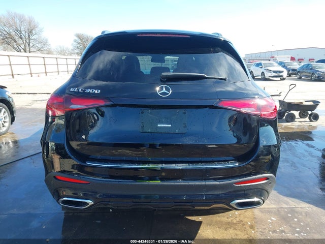 44246331 :رقم المزاد ، W1NKM4GB0SF352905 vin ، 2025 Mercedes-benz Glc 300 Suv مزاد بيع