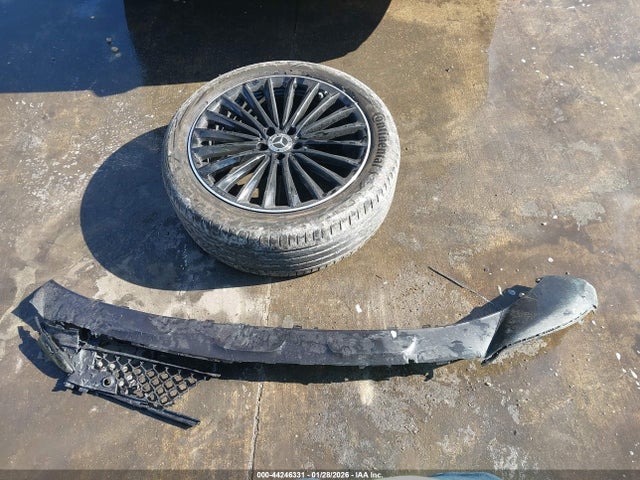 44246331 :رقم المزاد ، W1NKM4GB0SF352905 vin ، 2025 Mercedes-benz Glc 300 Suv مزاد بيع
