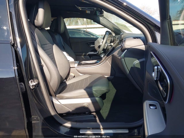 44246331 :رقم المزاد ، W1NKM4GB0SF352905 vin ، 2025 Mercedes-benz Glc 300 Suv مزاد بيع