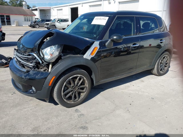 2015 MINI COUNTRYMAN WMWZB3C52FWR43021 Photo 1