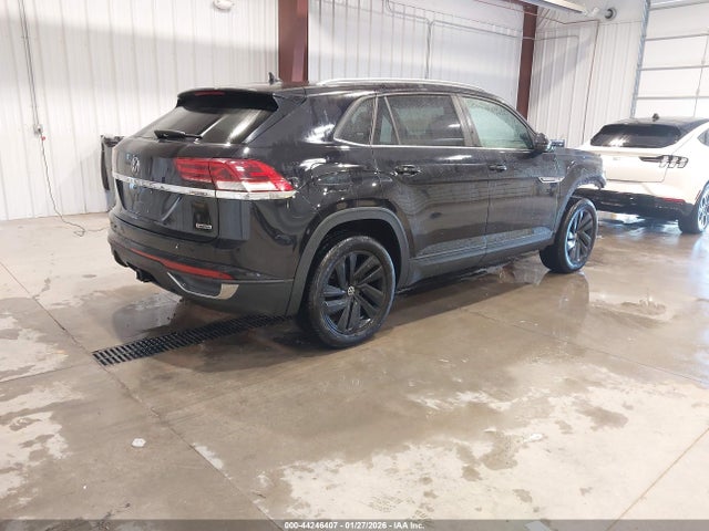 2022 VOLKSWAGEN ATLAS CROSS SPORT 1V2KE2CA9NC207727 Photo 3