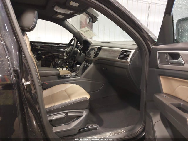 2022 VOLKSWAGEN ATLAS CROSS SPORT 1V2KE2CA9NC207727 Photo 4