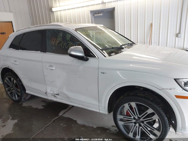 2018 Audi Sq5 3.0t Premium Plus მანქანა იყიდება აუქციონზე, vin: WA1C4AFY0J2139307, აუქციონის ნომერი: 44246421