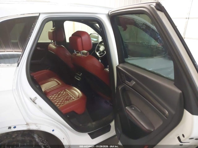 2018 Audi Sq5 3.0t Premium Plus მანქანა იყიდება აუქციონზე, vin: WA1C4AFY0J2139307, აუქციონის ნომერი: 44246421