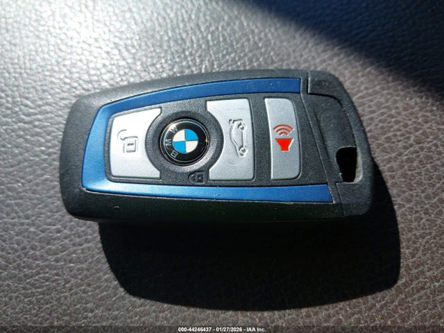 2016 Bmw X3 Xdrive28i მანქანა იყიდება აუქციონზე, vin: 5UXWX9C54G0D67304, აუქციონის ნომერი: 44246437