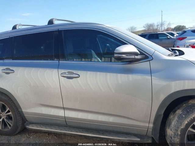Toyota Highlander Xle V6 2016 5TDJKRFH1GS249060 Image 13
