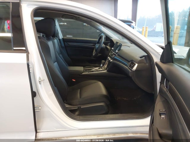 1HGCV1F17KA029322 Honda ACCORD LX