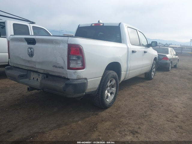 1C6SRFGT5RN119557 RAM 1500 Tradesman 4x4 5&#039;7 Box