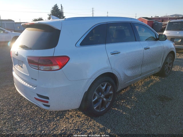 5XYPKDA50GG008565 KIA Sorento 3.3l Sx
