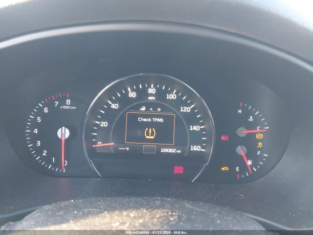 5XYPKDA50GG008565 KIA Sorento 3.3l Sx