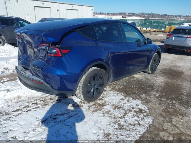 2024 TESLA MODEL Y 7SAYGDEE5RF186050 Photo 3