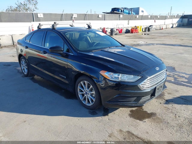 Ford Fusion Hybrid Se 2017 3FA6P0LU6HR368074 главное изображение