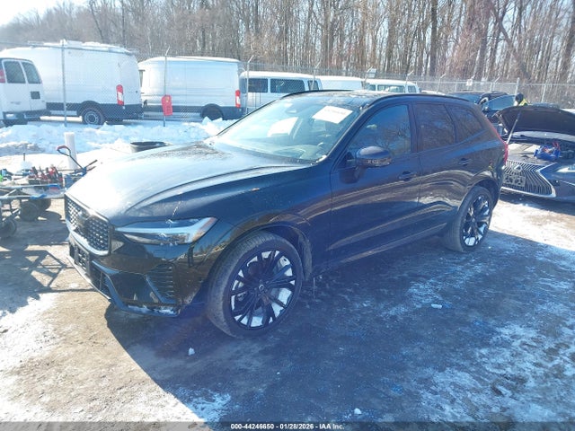 YV4M12RD8S1018899 Volvo Xc60 B5 Ultra Black Edition