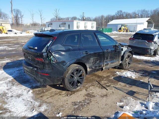 YV4M12RD8S1018899 Volvo Xc60 B5 Ultra Black Edition