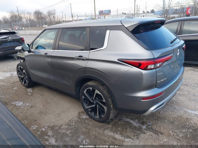 2023 MITSUBISHI OUTLANDER JA4J3UA81PZ024220 Photo 2
