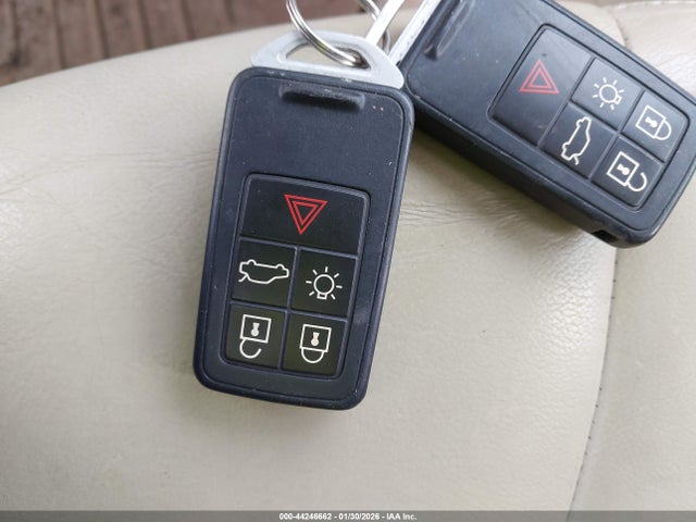 YV4902RKXF2672326 Volvo Xc60 T6