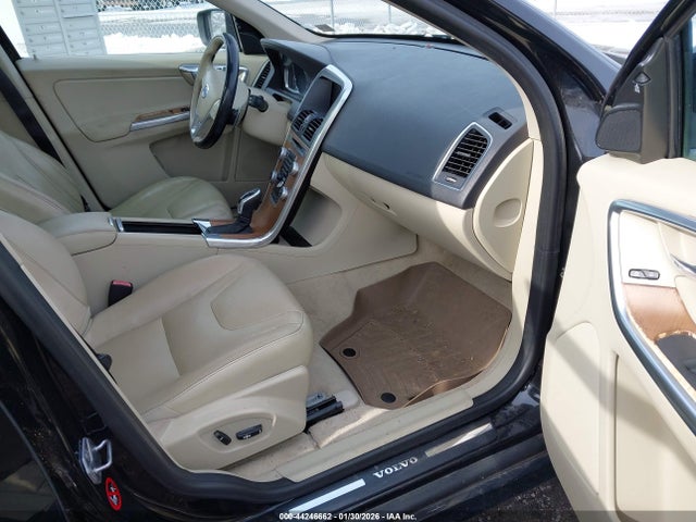 YV4902RKXF2672326 Volvo Xc60 T6