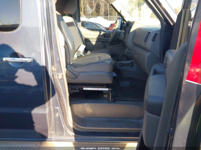 1N6AF0LYXJN808622 Nissan Nv Cargo Nv3500 Hd Sl V8