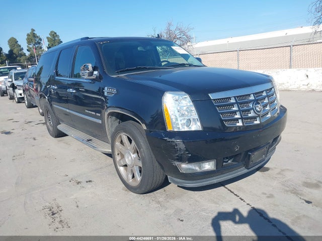 2010 CADILLAC ESCALADE ESV 1GYUCHEFXAR178493 Photo 0