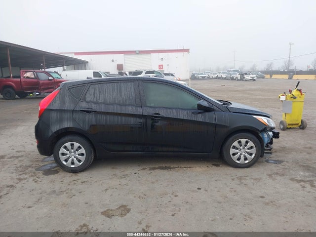 KMHCT5AE5HU353393 Hyundai ACCENT SE