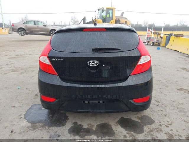 KMHCT5AE5HU353393 Hyundai ACCENT SE